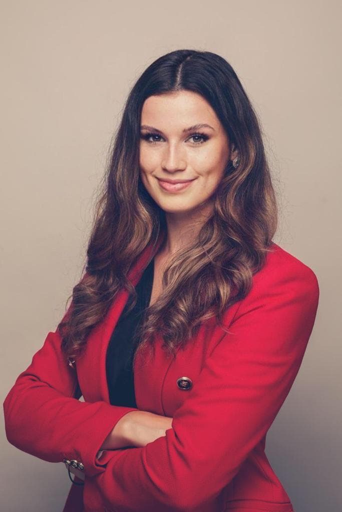 Porträt von Hanna Lena Vornweg, UI/UX Designerin